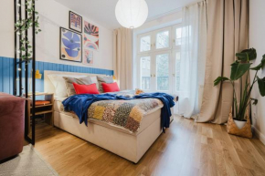 Funky studio with Netflix in City Center by Prague Days